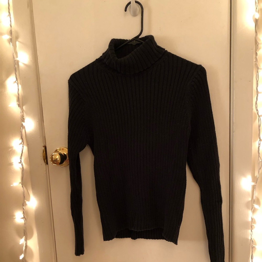 Black Old Navy Turtleneck